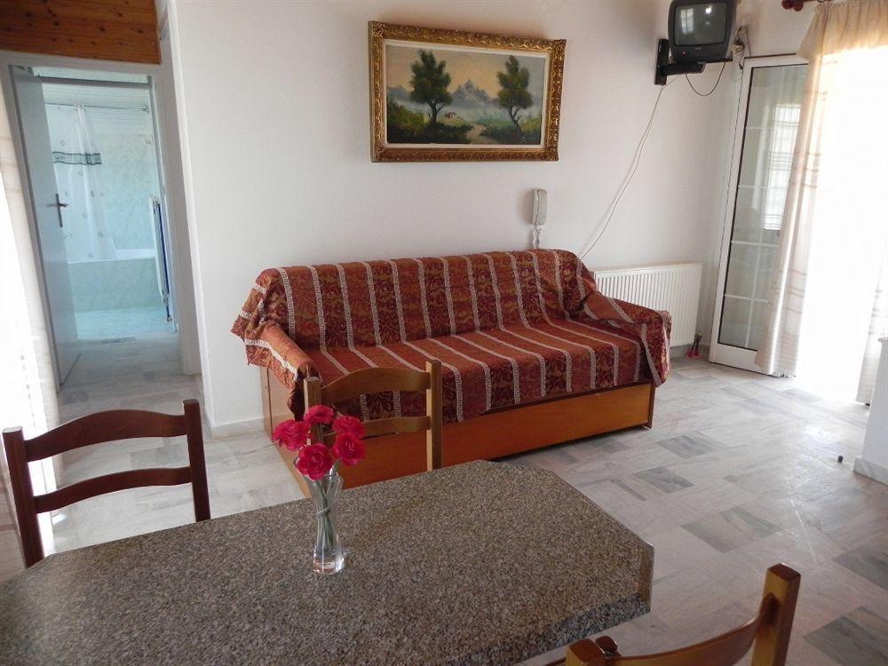Diamanto Complex Karavomylos Exterior foto