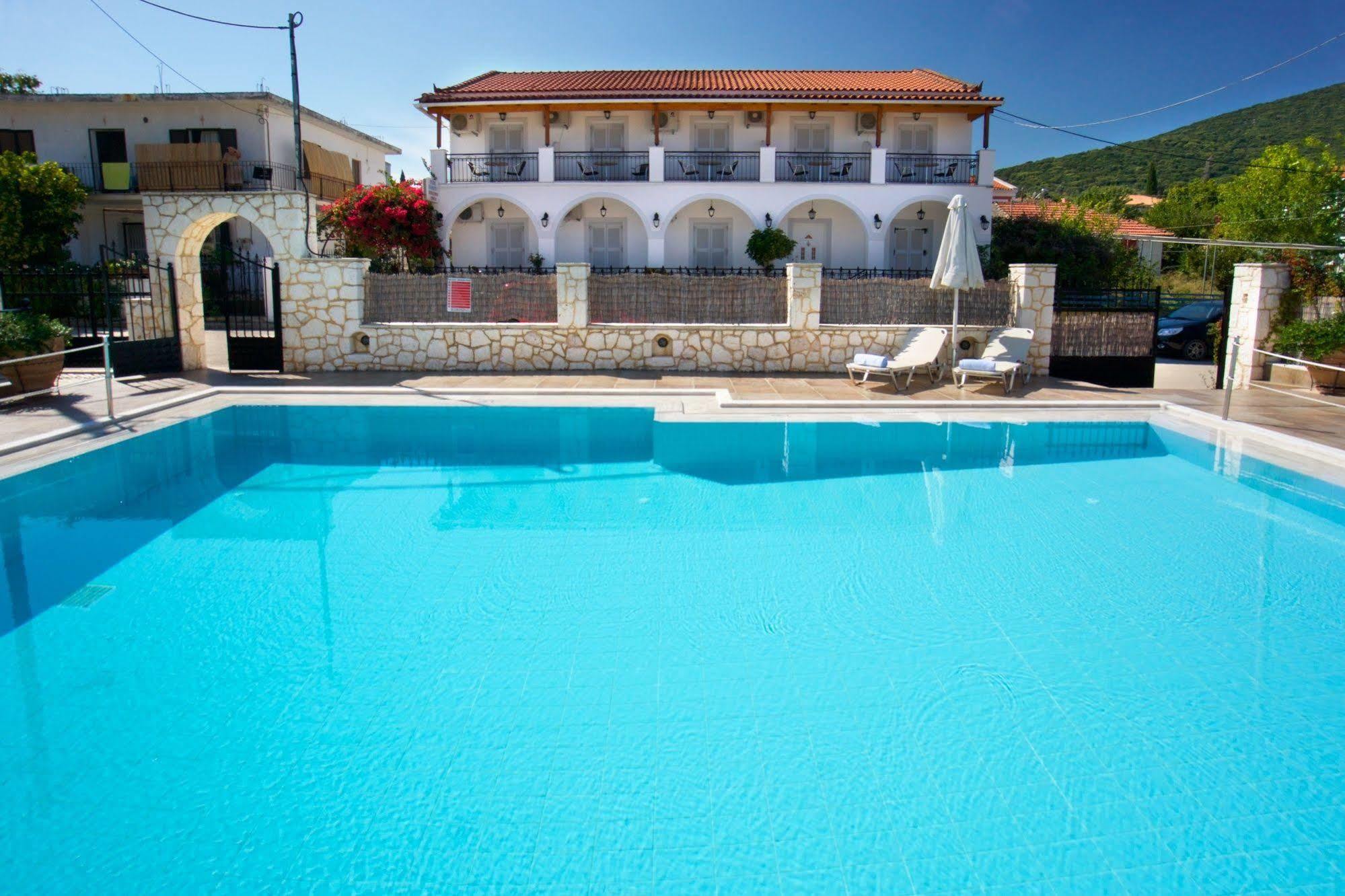 Diamanto Complex Karavomylos Exterior foto